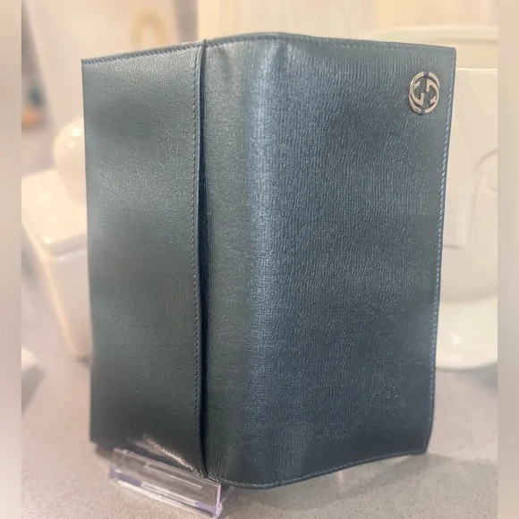 GUCCI Continental Wallet, EUC, Green - Picture 6 of 12